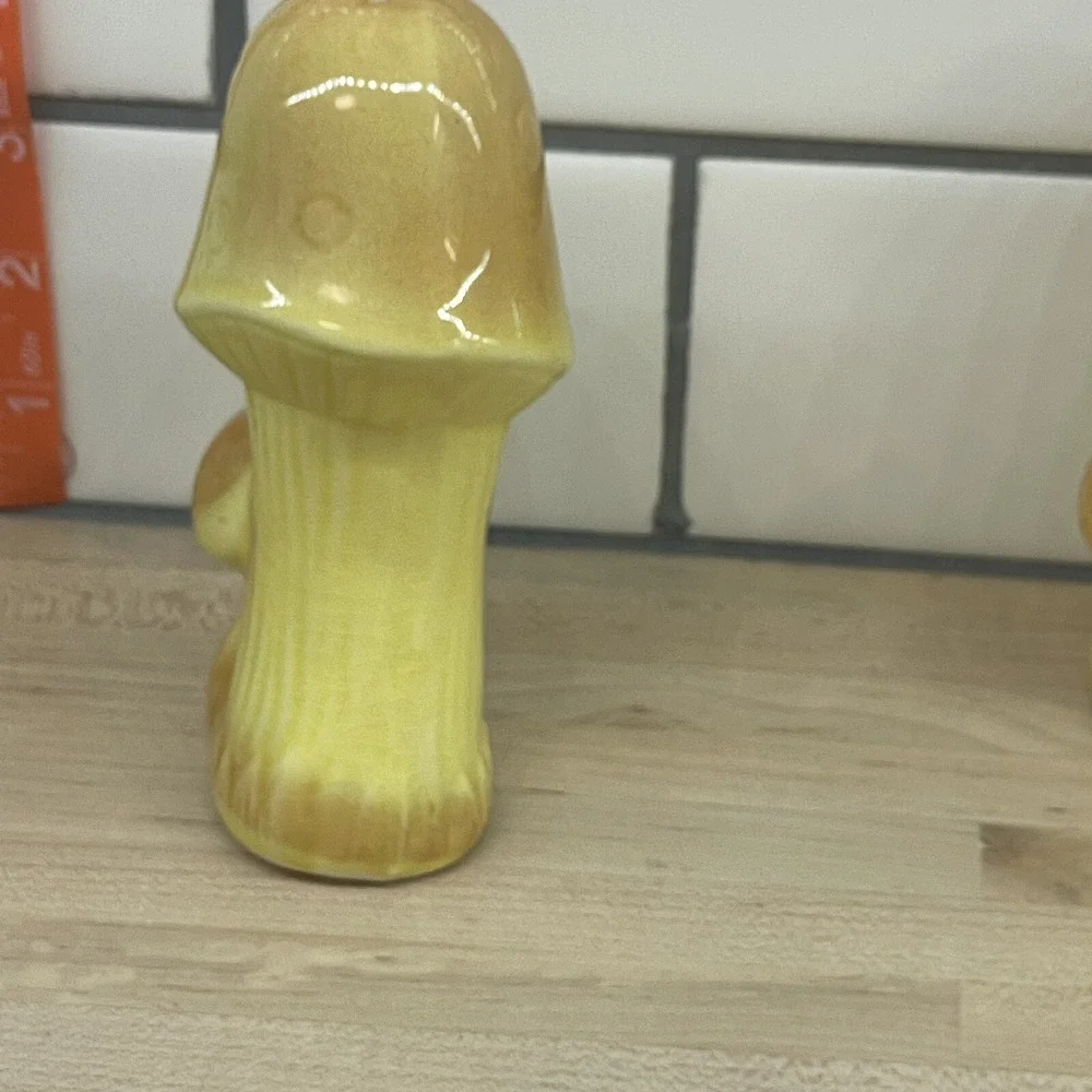 Vintage Mushroom Salt and‎ Pepper Shakers Made in Japan Yellow FLAWS 60s Yellow